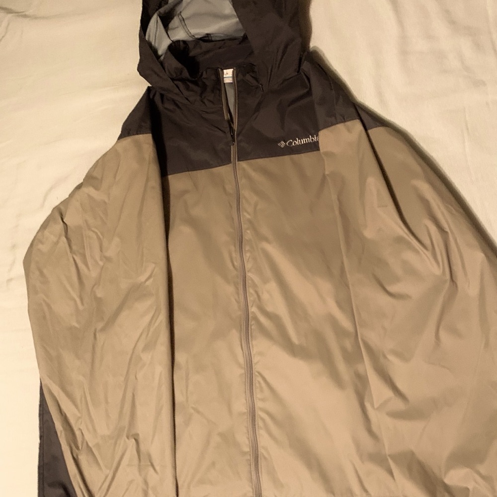 Columbia Tan and Black Coat